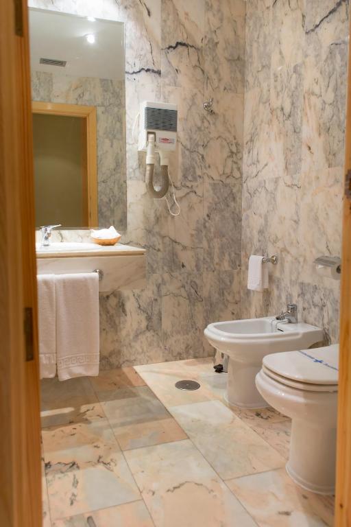 Hotel La Torre Vega de Valdetronco Værelse billede