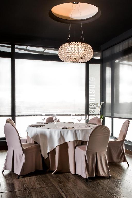 Hotel La Torre Vega de Valdetronco Eksteriør billede